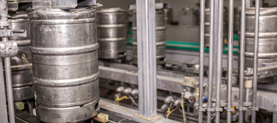 Foamy Draft Beer? Causes, Fixes &amp; Beer Waste